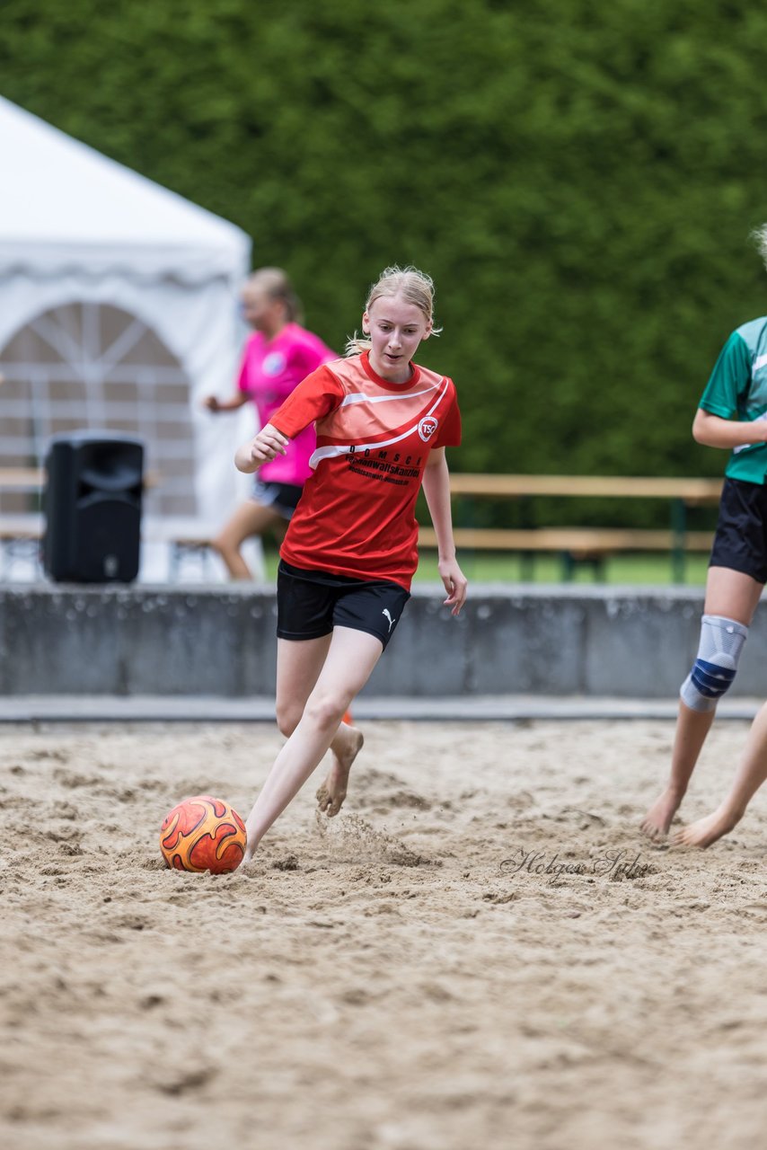 Bild 81 - wBJ/wCJ Beachsoccer Cup